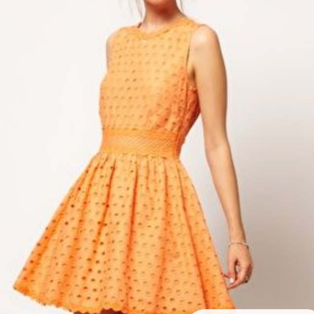 Old Navy sleeveless orange eyelet lined plus size mini dress